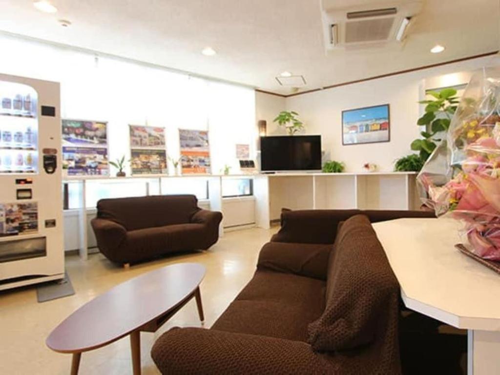 Livemax Budget Tomarikou Hotel Naha